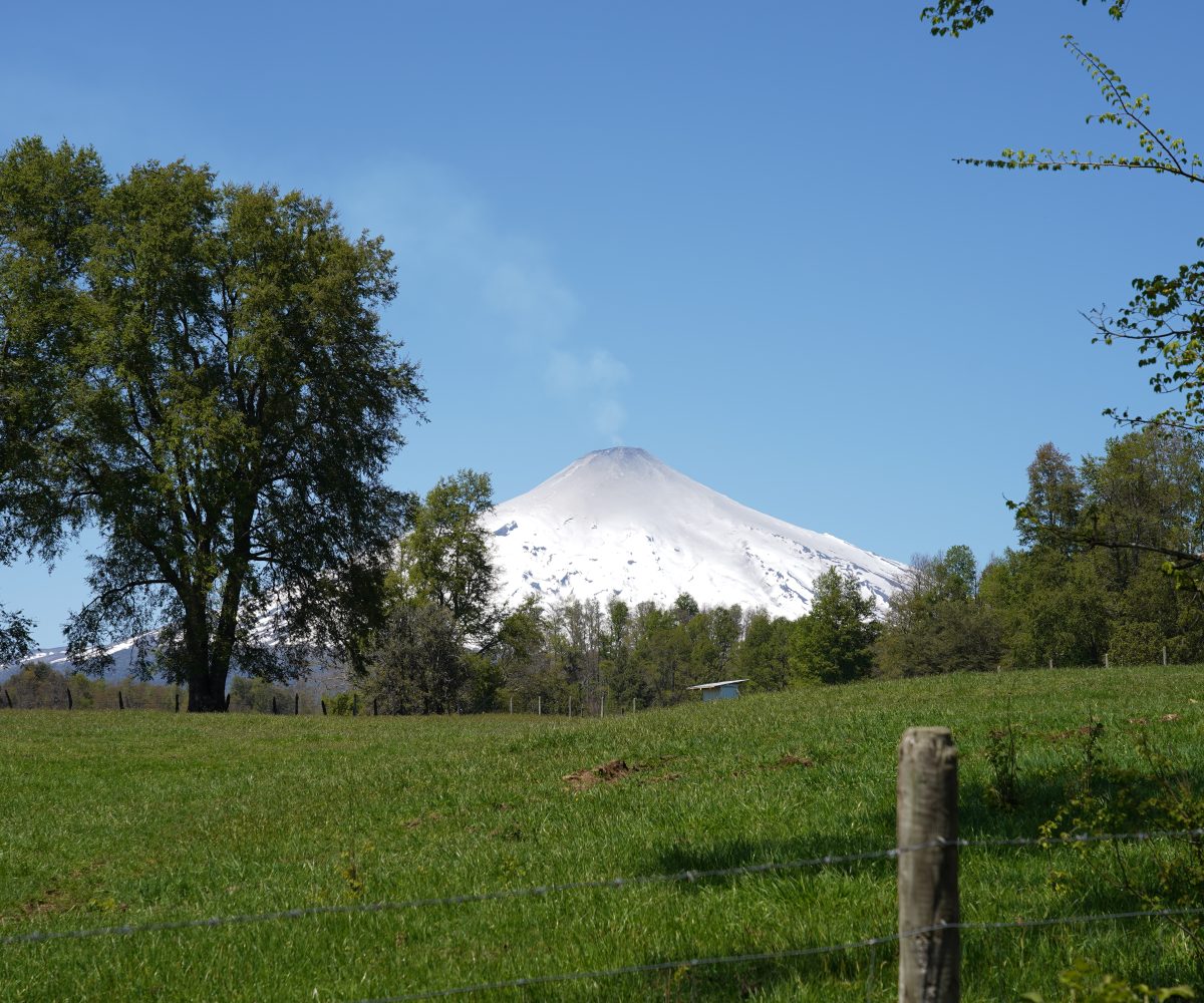 Se vende parcela Los Riscos Pucon Pucón Candelaria Correntoso Chile cerca Colegio Walldorf